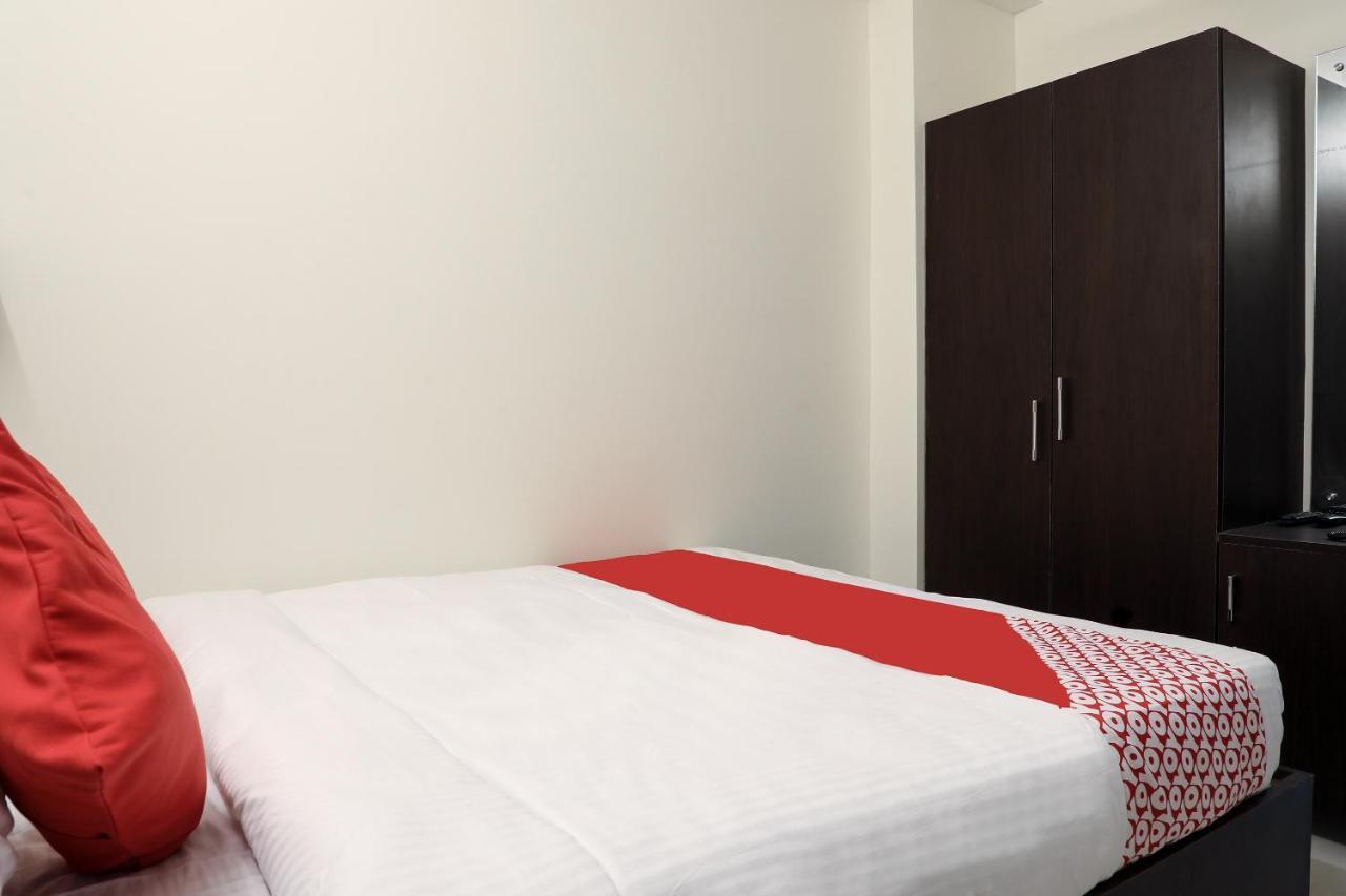 Oyo Way Inn Kondapur  Buitenkant foto